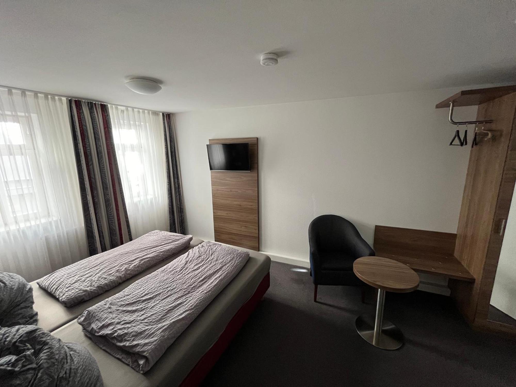 La Flamme Wertheim Garni Bed & Breakfast ภายนอก รูปภาพ