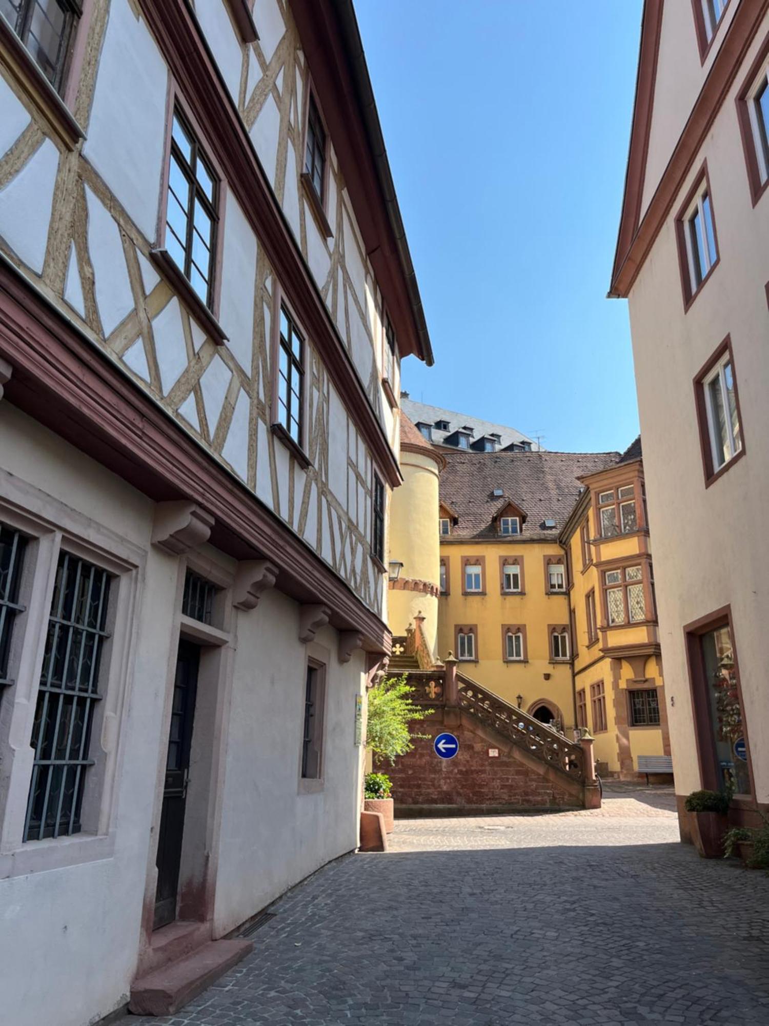 La Flamme Wertheim Garni Bed & Breakfast ภายนอก รูปภาพ